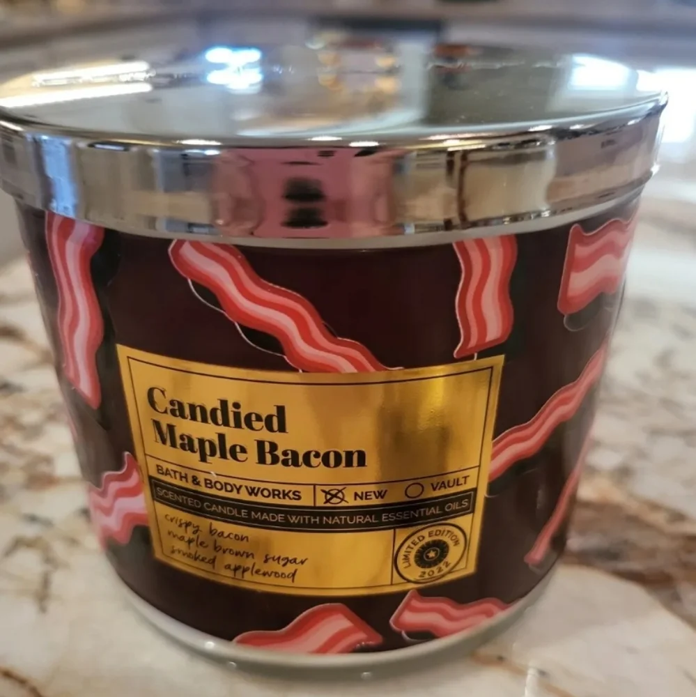 NEW Bath & Body Works Candied Maple Bacon Brown Sugar Applewood Candle🥓